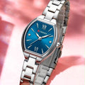 Reloj CURREN para Mujer | Plateado con Esfera Azul Elegante
